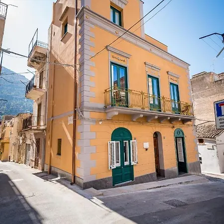 Art E Dimora - Boutique Room. Bed & Breakfast Castellammare del Golfo
